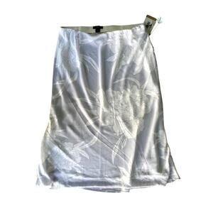 HALOGEN, SIZE M, LIGHT BLUE FLORAL MIDI SKIRT, ELASTIC WAIST